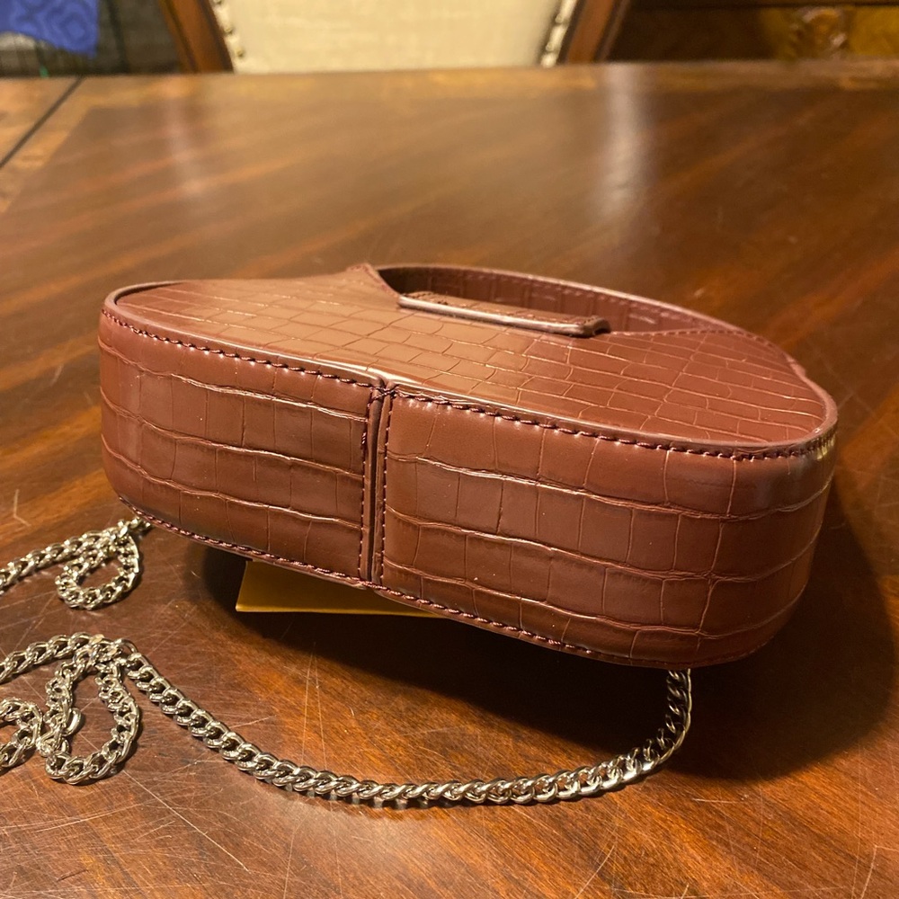 Urban Outfitters Brown Croc-Embossed Mini Bag with Chain - Picture 8 of 9
